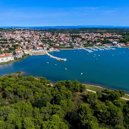 By The Sea - 23096 Appartement