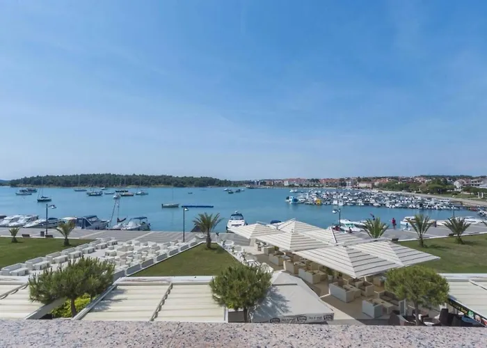 By The Sea - 23096 * Medulin